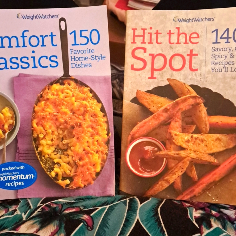 2 weight Watchers cookbooks, softcover brand new. 290 recipes